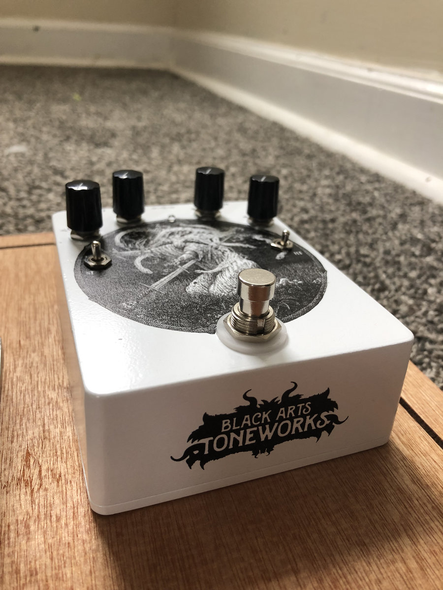 TMWYSV Black Arts Toneworks Pharaoh Fuzz | Chained to the Bottom