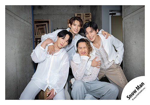 Snow Man | ファミクラストア オンライン