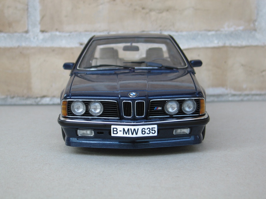 1/18 AUTOart オートアート BMW E24 6シリーズ M635CSi シャドウライン