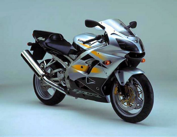 Kawasaki 900 ZX-9R 2002 - Motorcycle specifications, reviews, photos