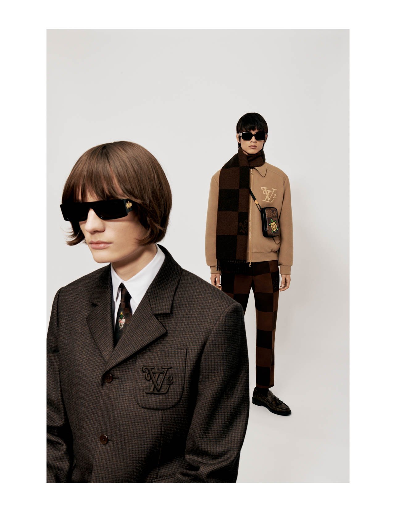 ルイ・ヴィトン×NIGO®コラボアイテムが公開、ダミエ柄のモッズスーツや