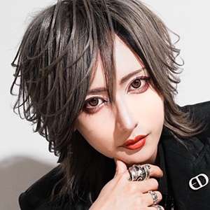 FGHD | 冬月グループホールディングスがホスト業界に新たな文化、常識