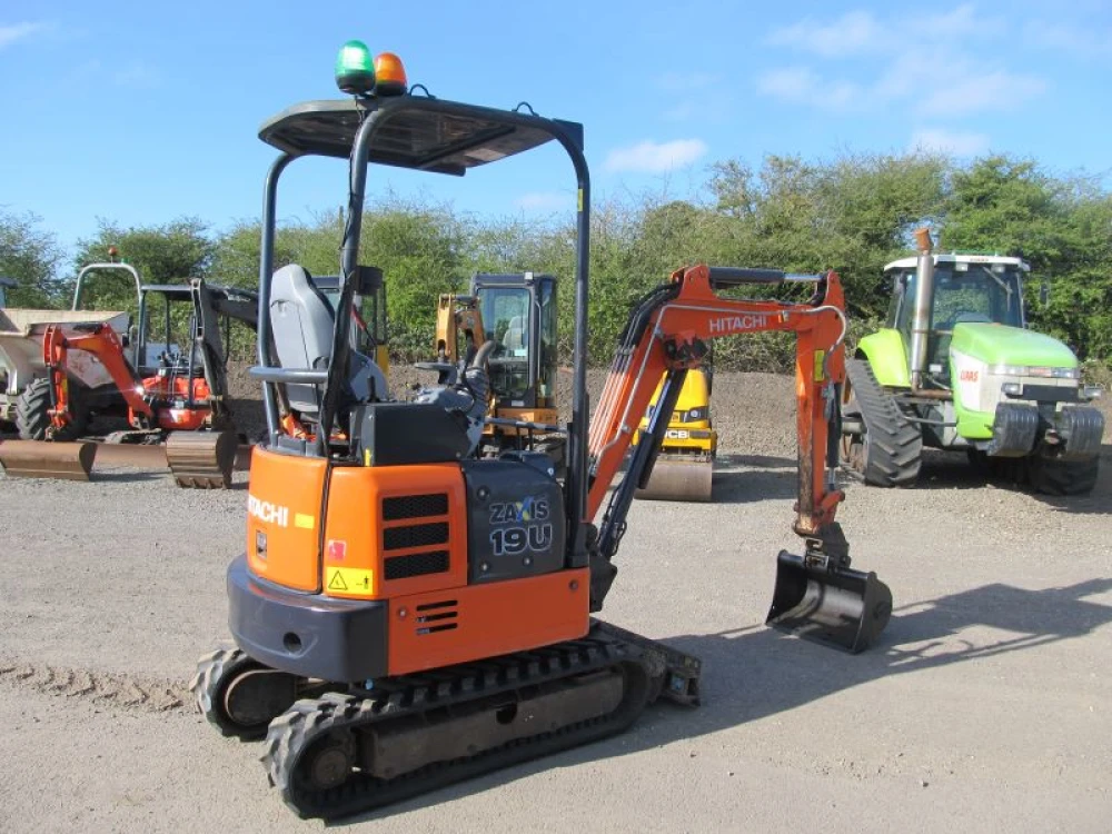 Hitachi ZX19U-5A - Fenland Tractors - Fenland Tractors