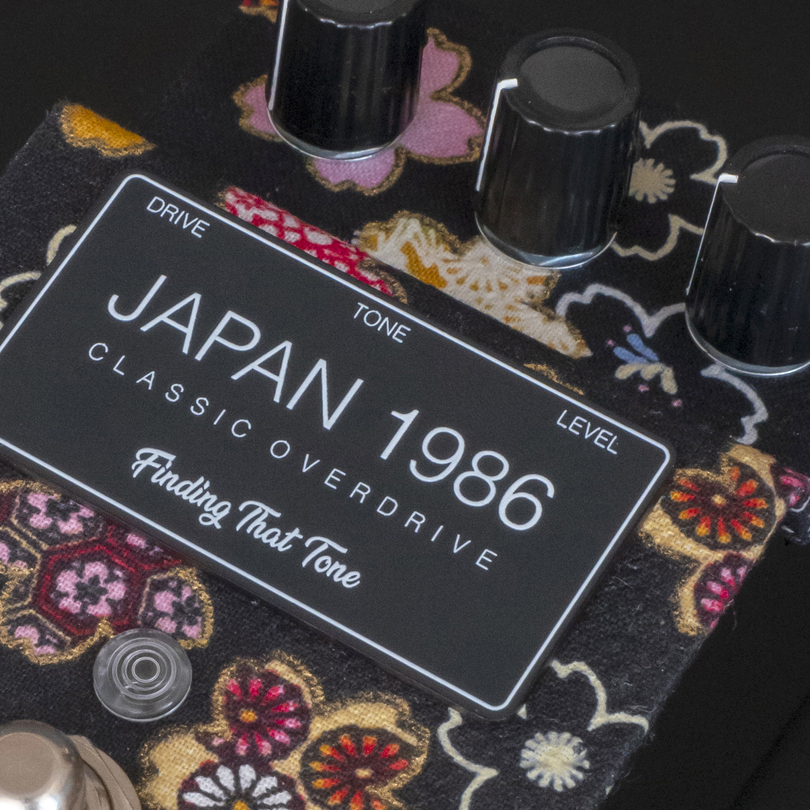 Japan 1986 - Finding That Tone