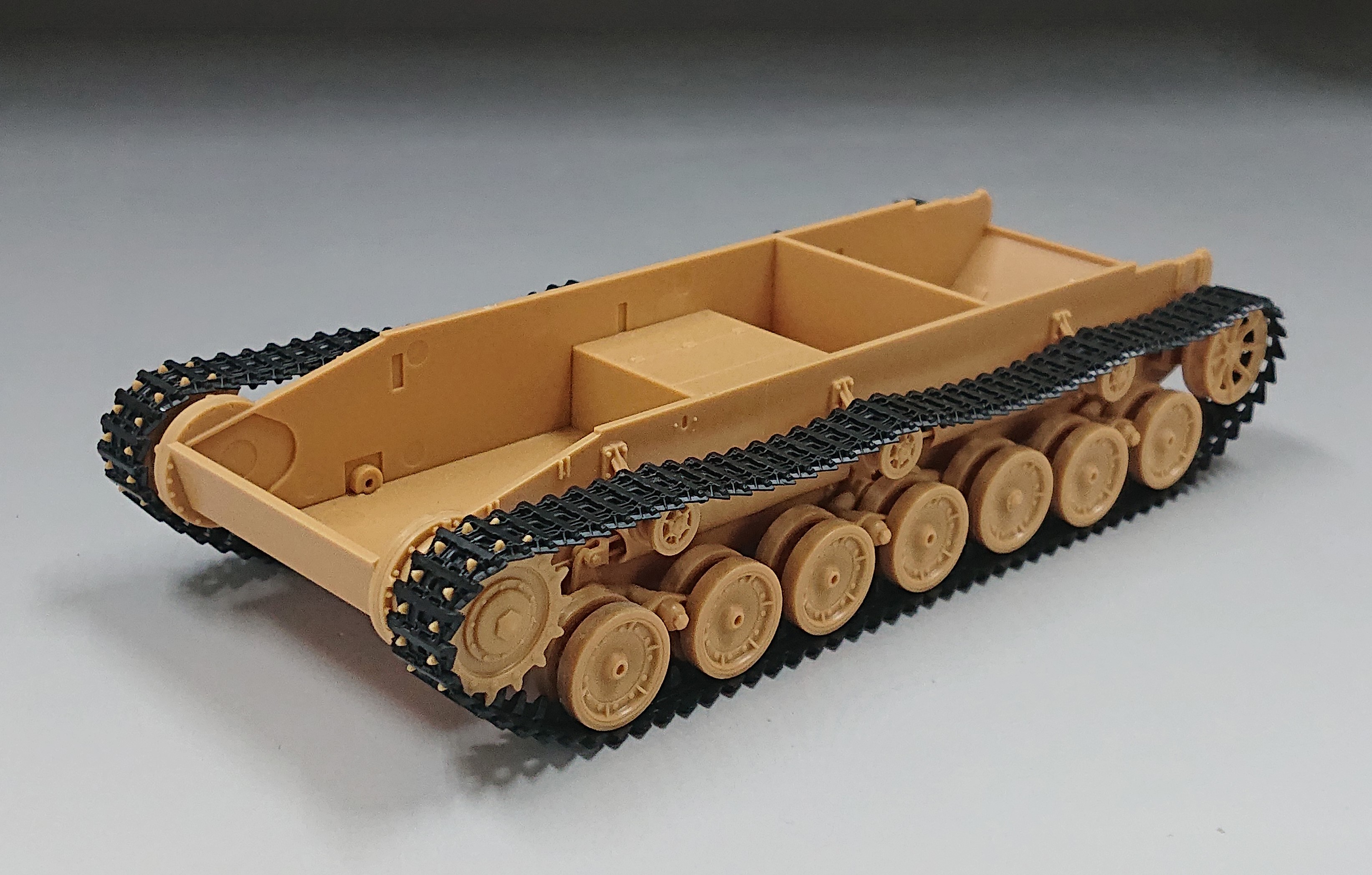 1/35 四式中戦車[チト]試作型