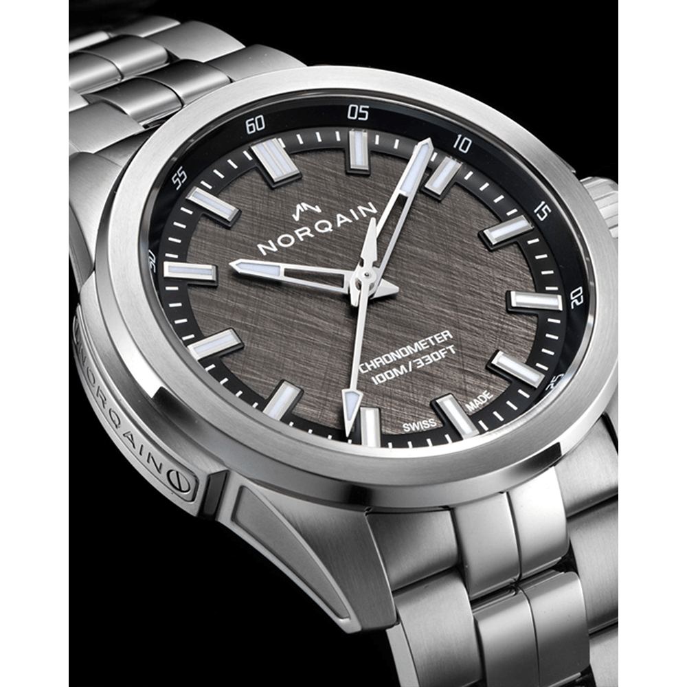 N3000.08S03.B01.S01 インディペンデンス JP ブラック スクラッチ