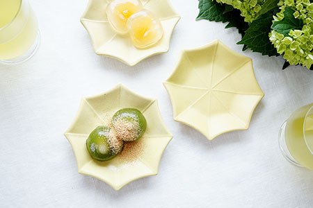 よ3 小さな傘のお皿 - 益子焼の小さな窯元「よしざわ窯」- 生活陶器