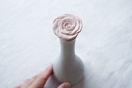 シ24 バラ花瓶 - 益子焼の小さな窯元「よしざわ窯」- 生活陶器