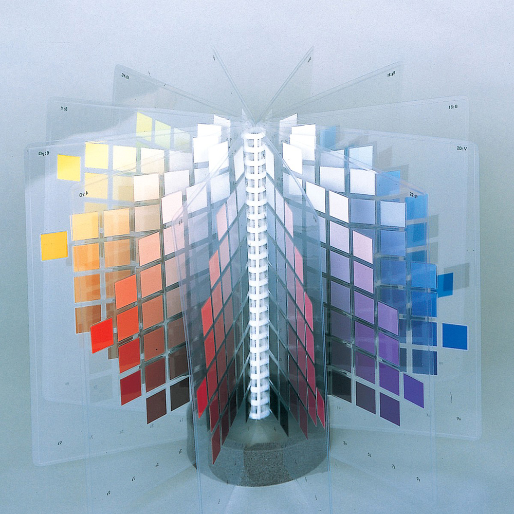 日本色研 ライト色立体模型 12色相 | 美術出版エデュケーショナル