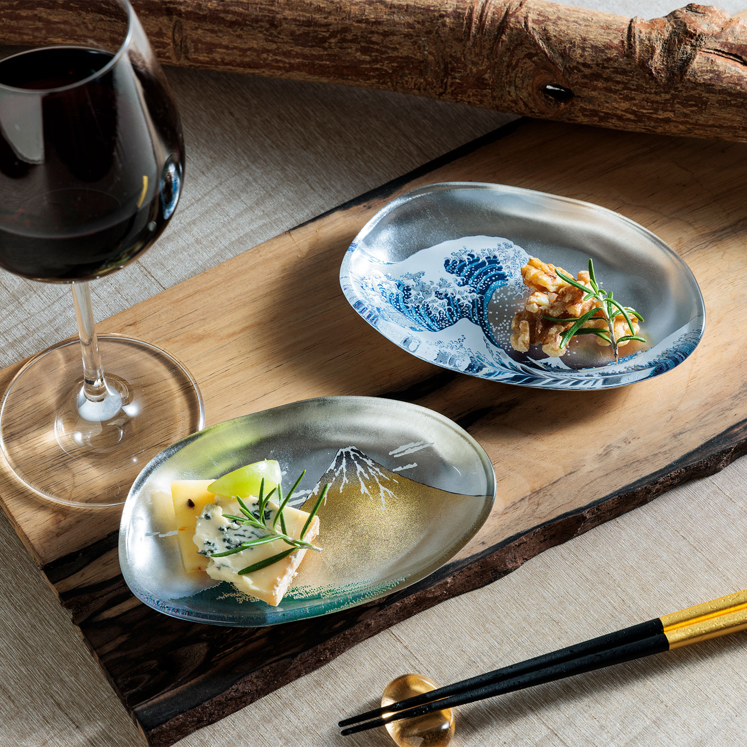 ミャクミャク　ガラストレー　金箔　メーカー　ガラストレー 大阪·関西万博 会場限定】 ミャクミャク 箔一 ガラストレー - メルカリ