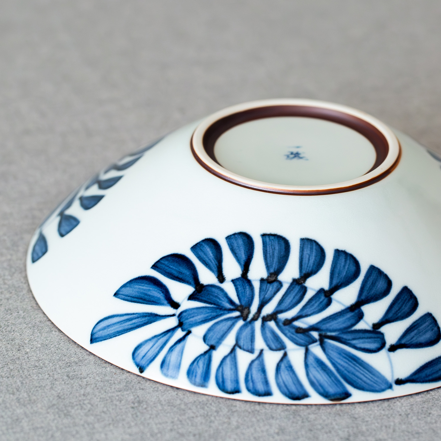 Price Gift｜古染紋 手描き多用鉢ペア｜西海陶器 | SAIKAI B-SHOP