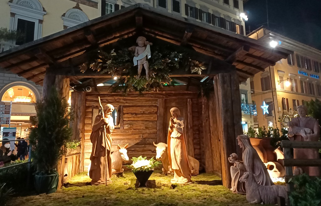 スペクタクルなクリスマス飾り【Presepeプレゼーペ】 | イタリア