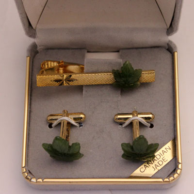 カナディアン アクセサリー ネクタイピン カフス 【 翡翠 金メッキ