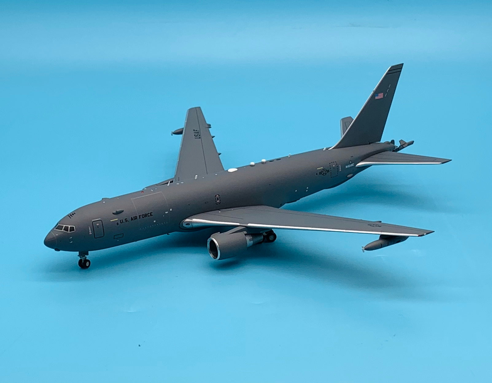 Gemini Jets 1/200 USAF Boeing KC-46A Pegasus N464KC – First Class