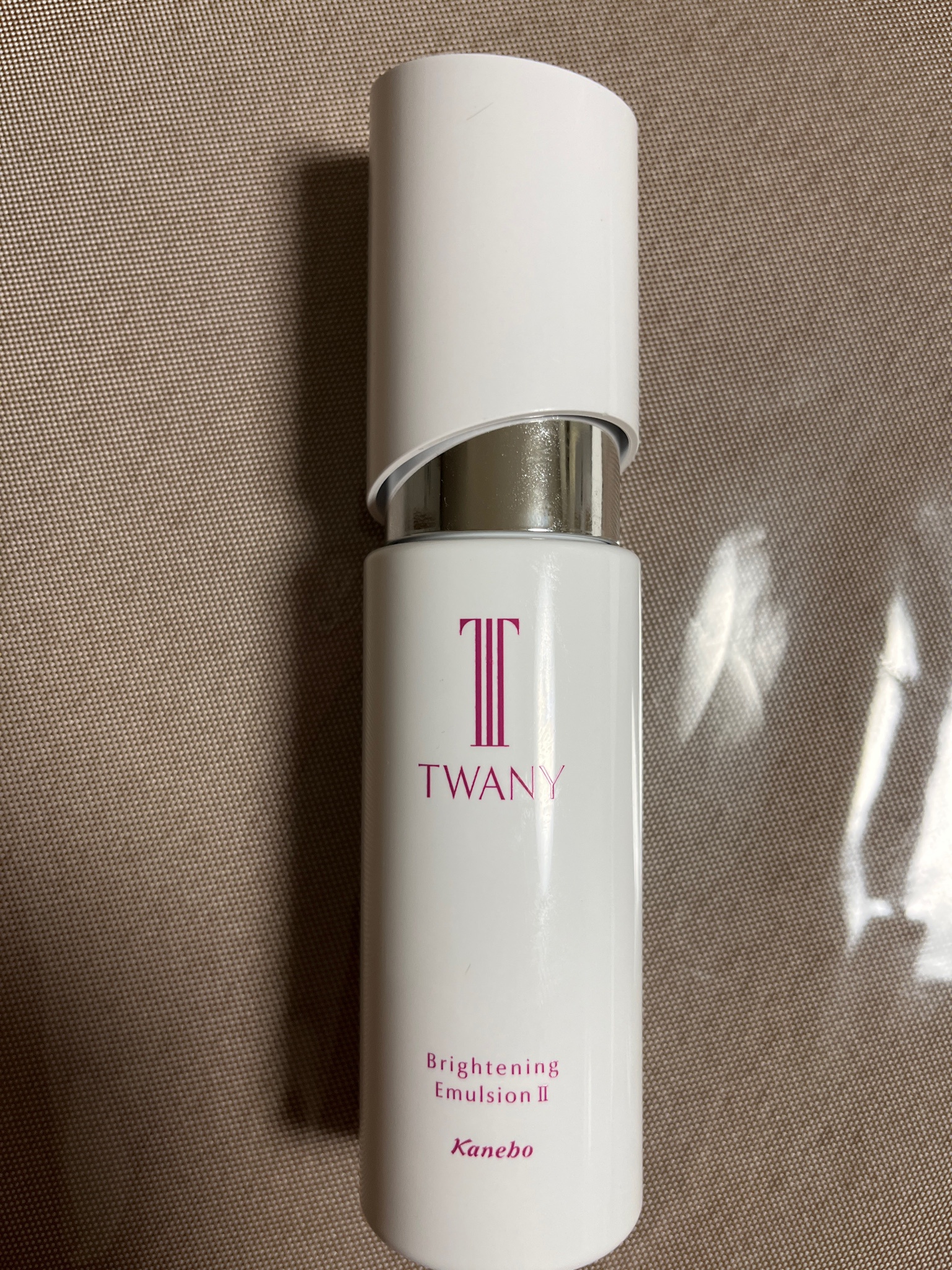 トワニー / ブライトニングエマルジョンIIの公式商品情報｜美容