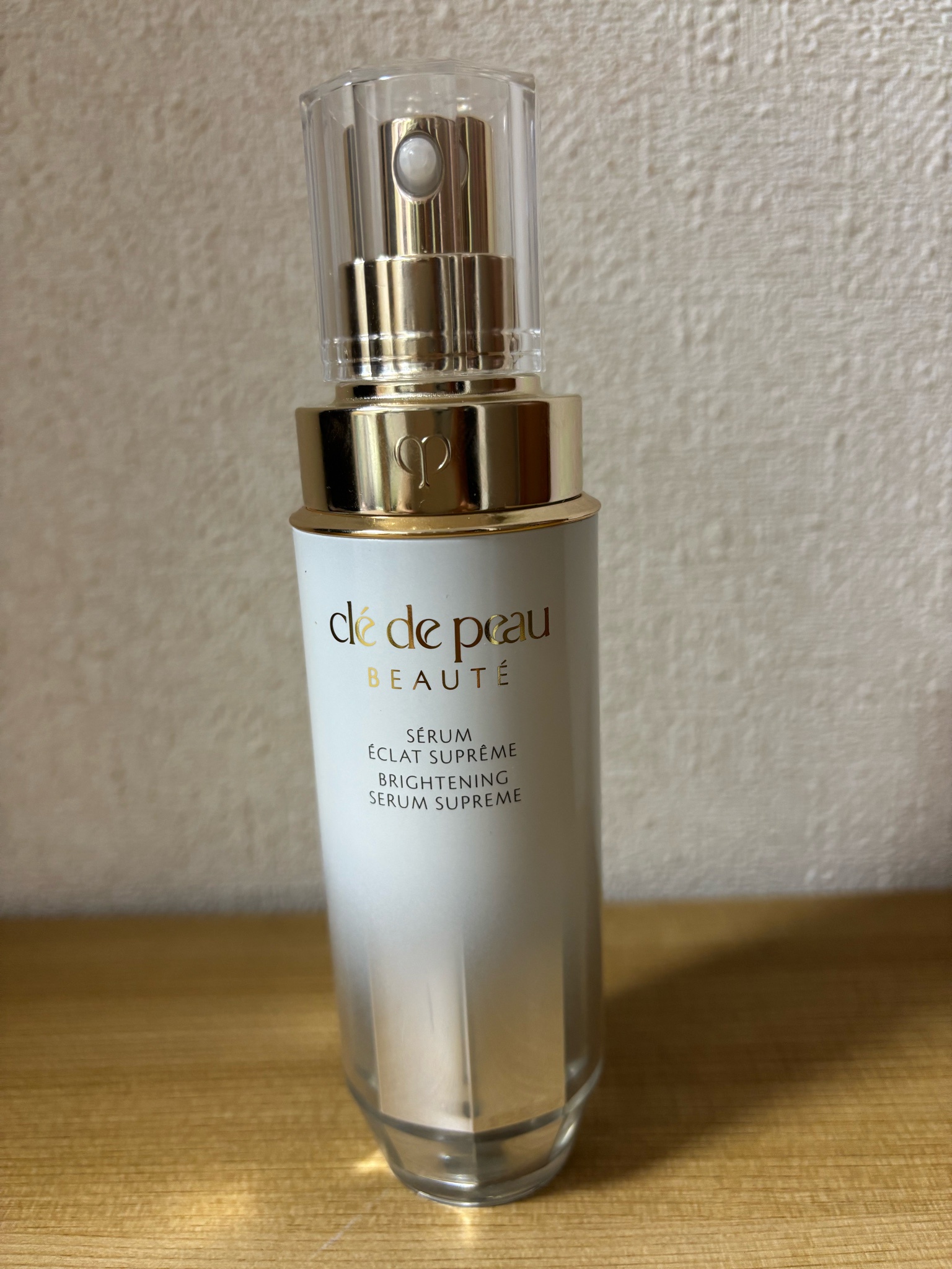 クレ・ド・ポー ボーテ / セラムエクラSの公式商品情報｜美容・化粧品