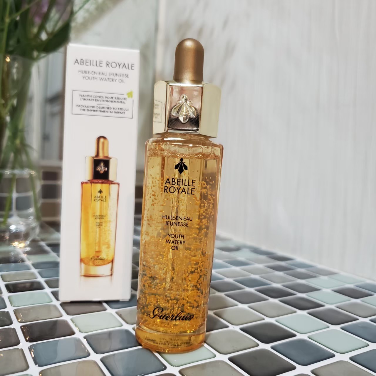 ゲラン / アベイユ ロイヤル アドバンスト ウォータリー オイルの公式