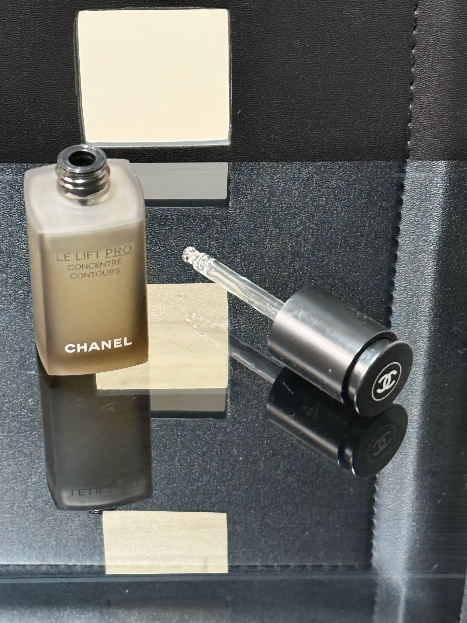 シャネル / LL プロ セラムの公式商品情報｜美容・化粧品情報はアット