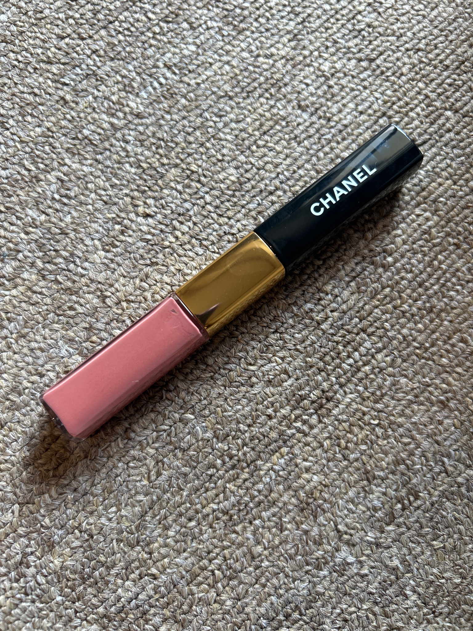 シャネル / ル ルージュ デュオ ウルトラ トゥニュ 186 ピンク ヌード