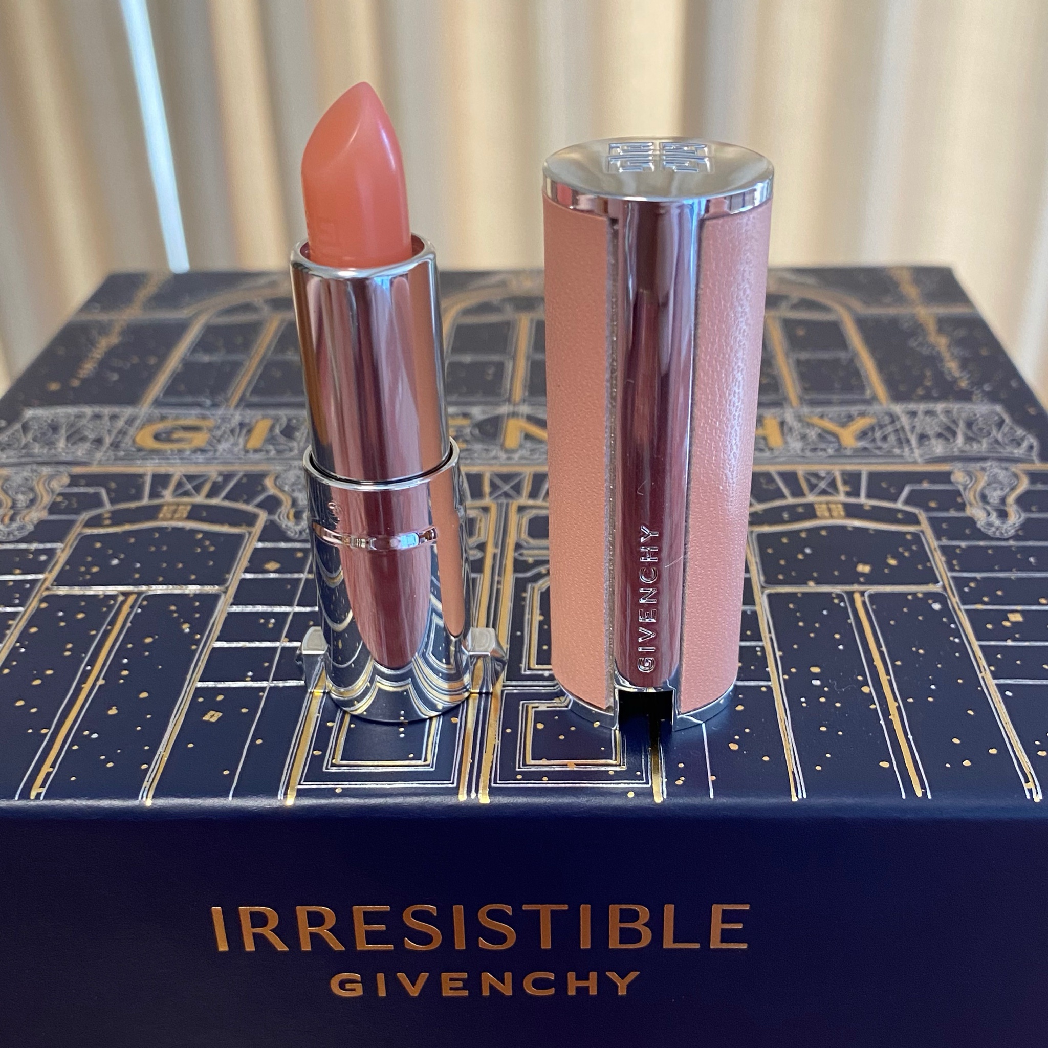 ジバンシイ / イレジスティブル コフレ(旧)の公式商品情報｜美容