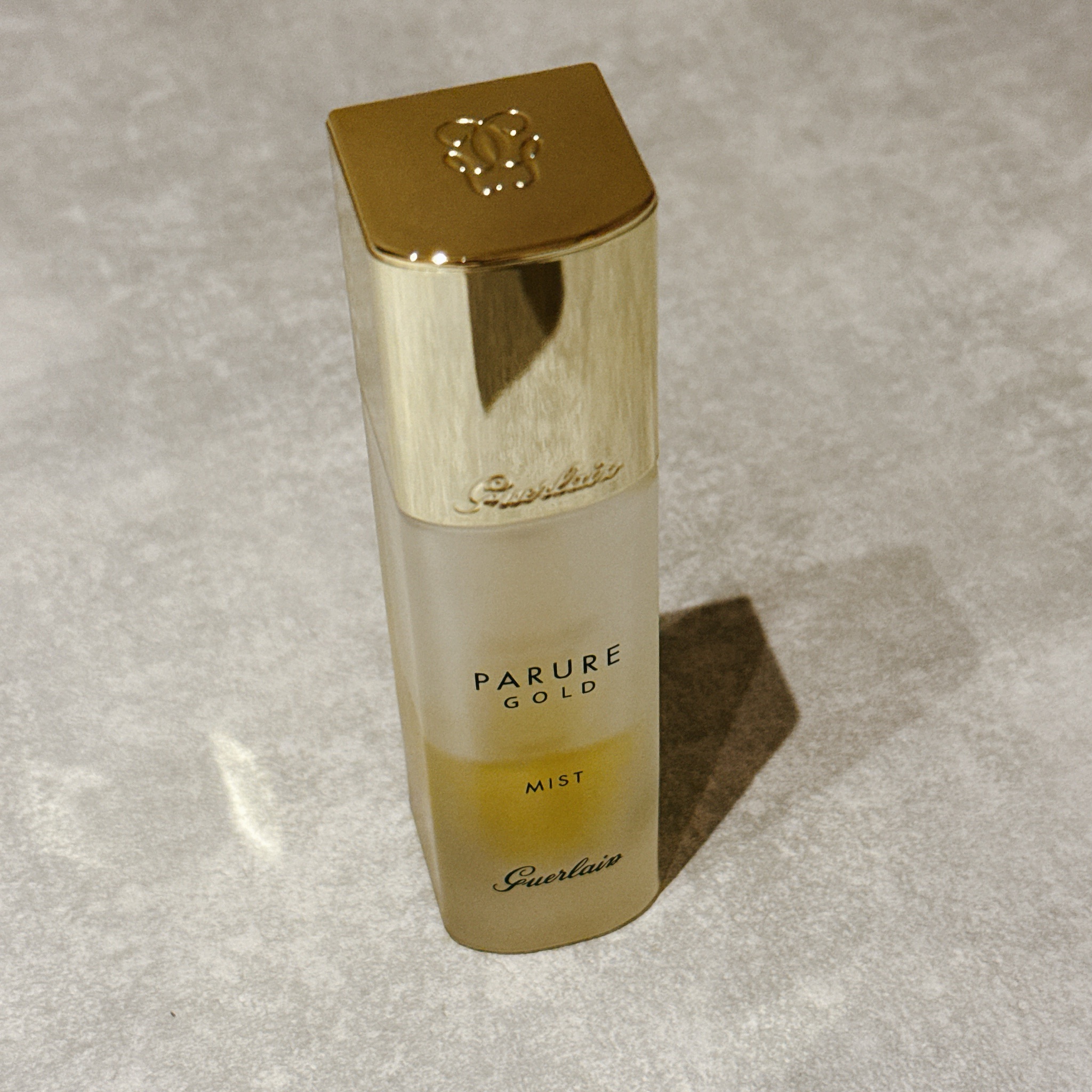 ゲラン / パリュール ゴールド セッティング ミストの公式商品情報