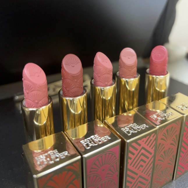 エスティ ローダー / マジカル イリュージョン リップスティック