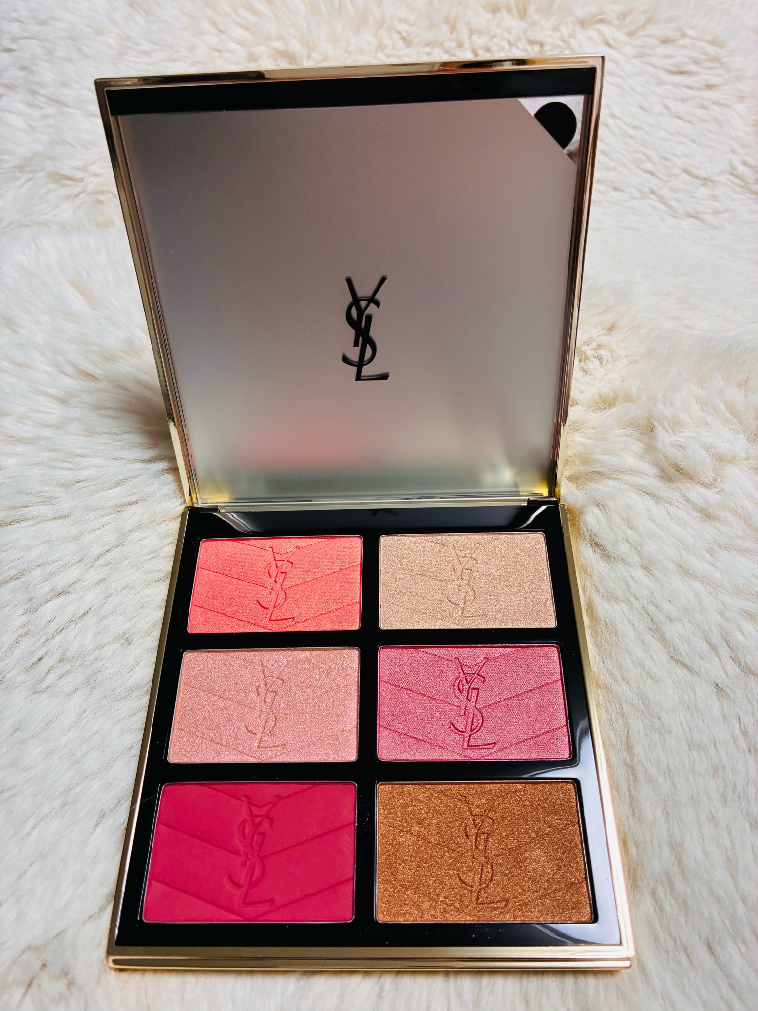 イヴ・サンローラン / クチュール フェイス パレットの公式商品情報