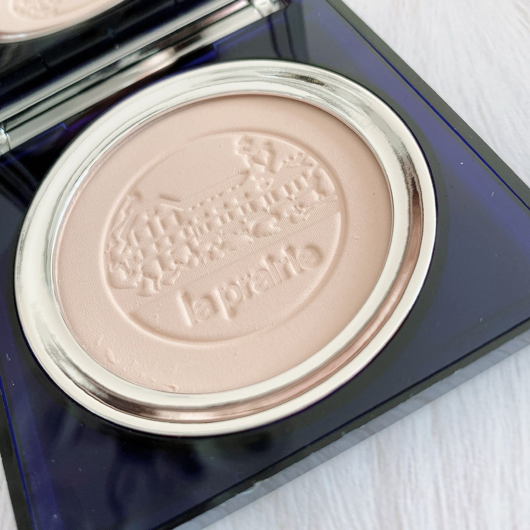 ラ・プレリー / SC パウダー ファンデーションの公式商品情報｜美容