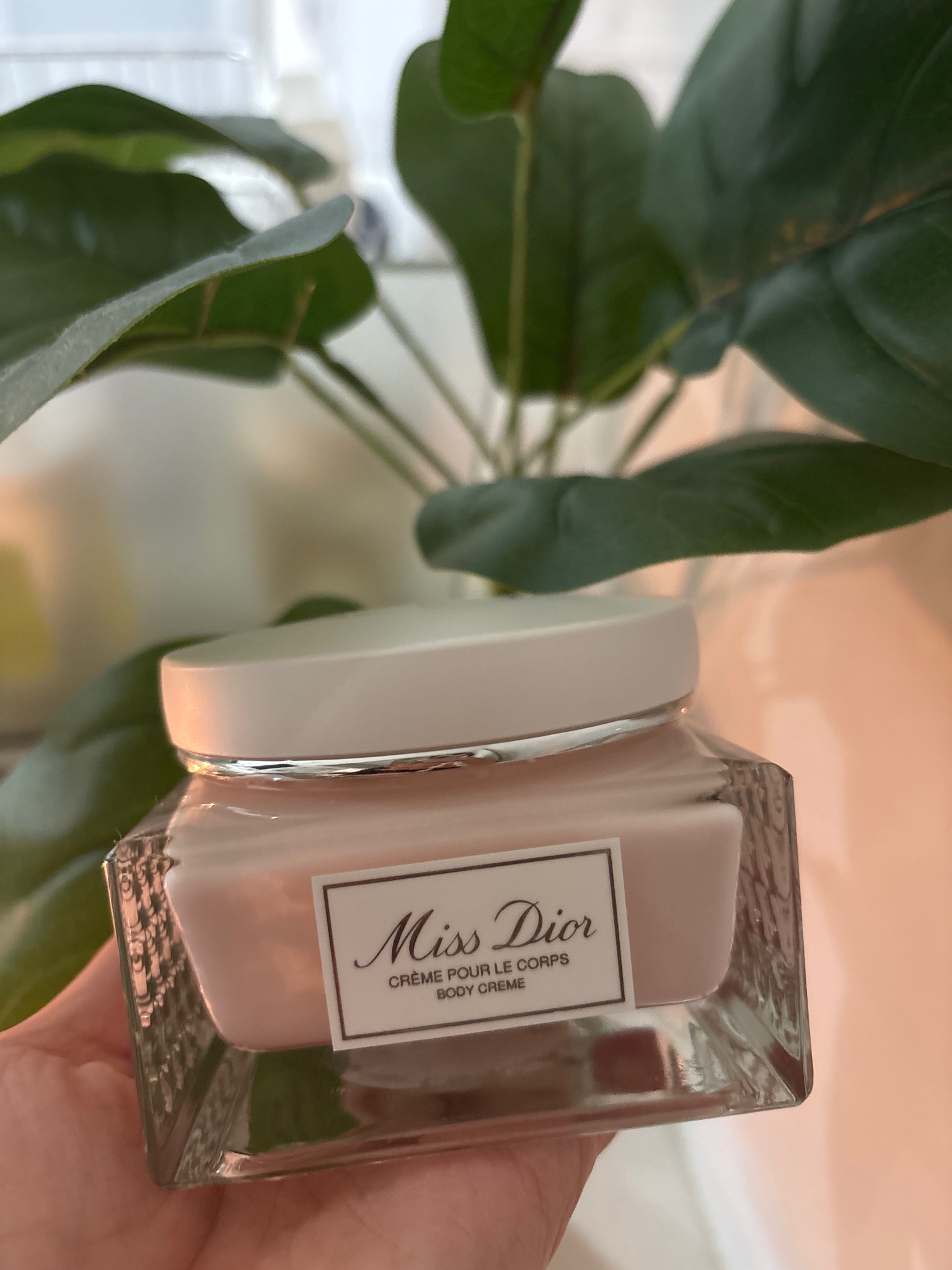 ディオール / ミス ディオール ボディ クリームの公式商品情報｜美容