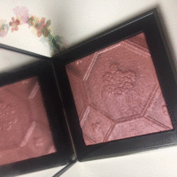 Burberry Beauty / シルク＆ブルーム ブラッシュパレットの公式商品