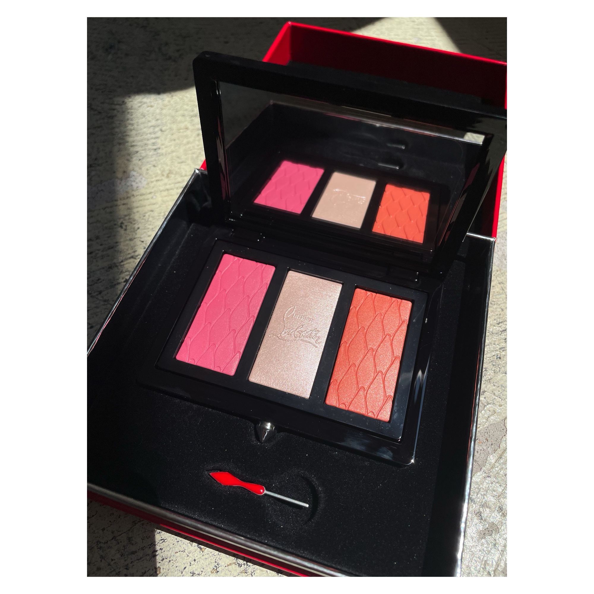 クリスチャン ルブタン / ラパレット フェイスカラーの公式商品情報