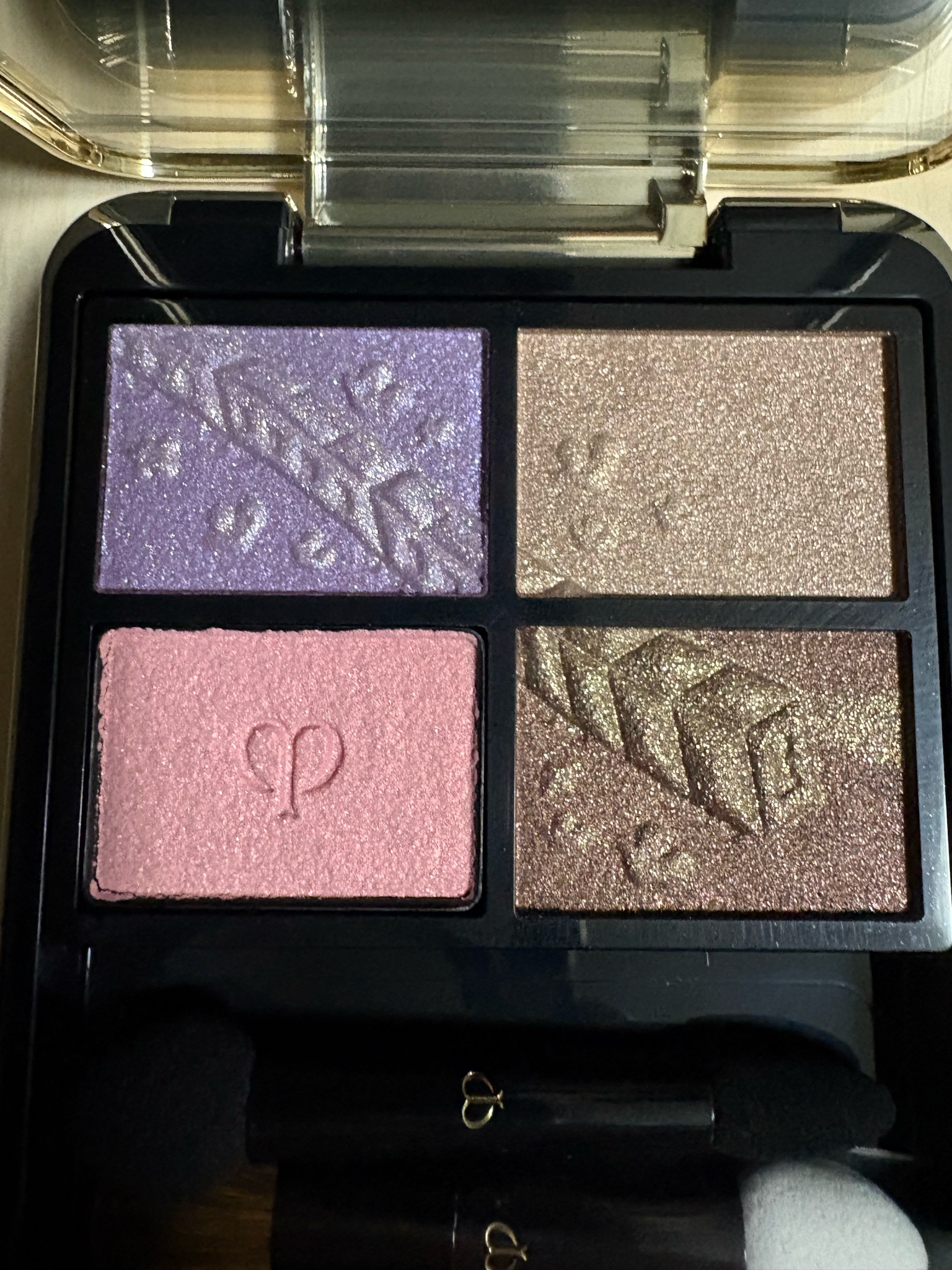 クレ・ド・ポー ボーテ / オンブルクルールクアドリ 504