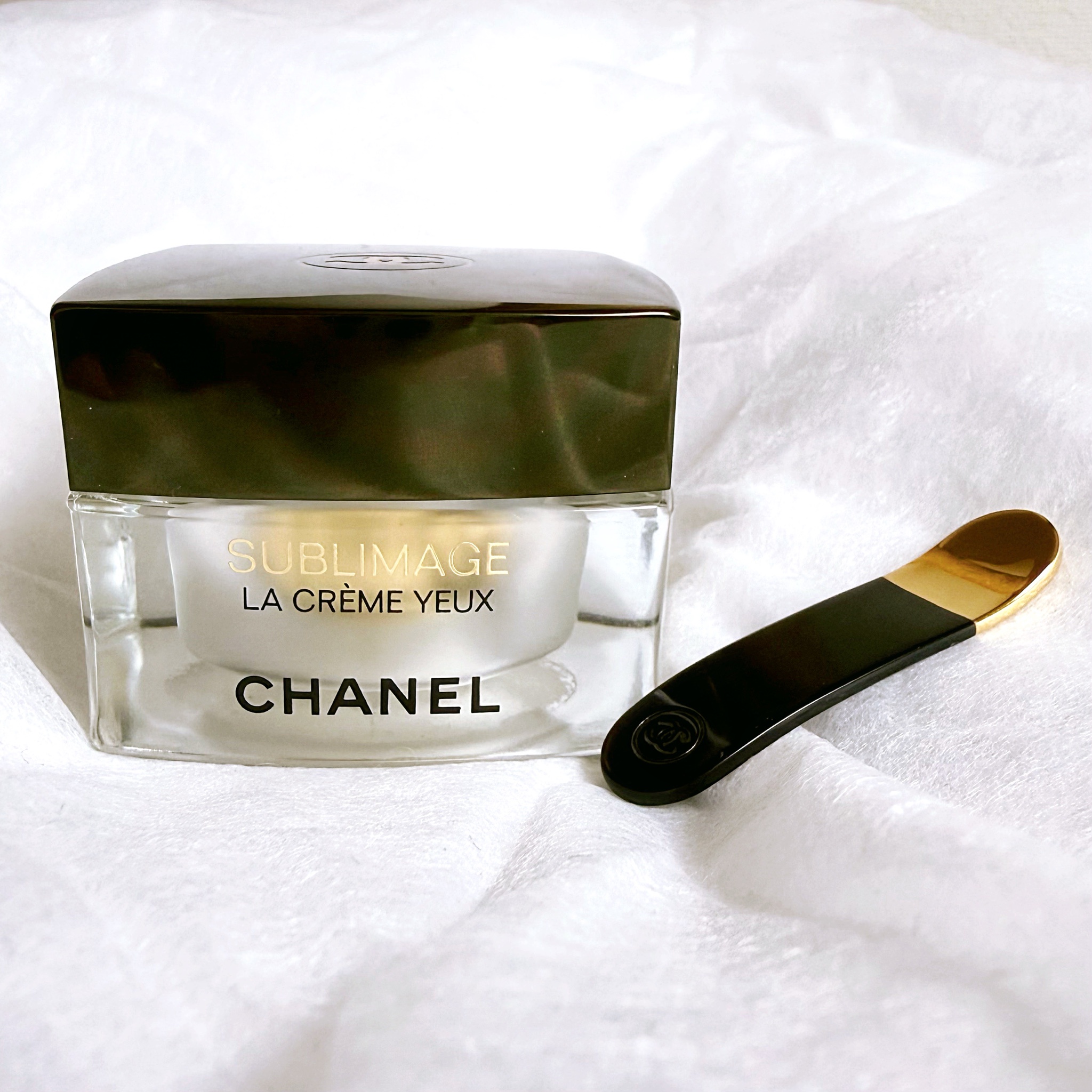 シャネル / サブリマージュ ラ クレーム ユー 15gの公式商品情報｜美容
