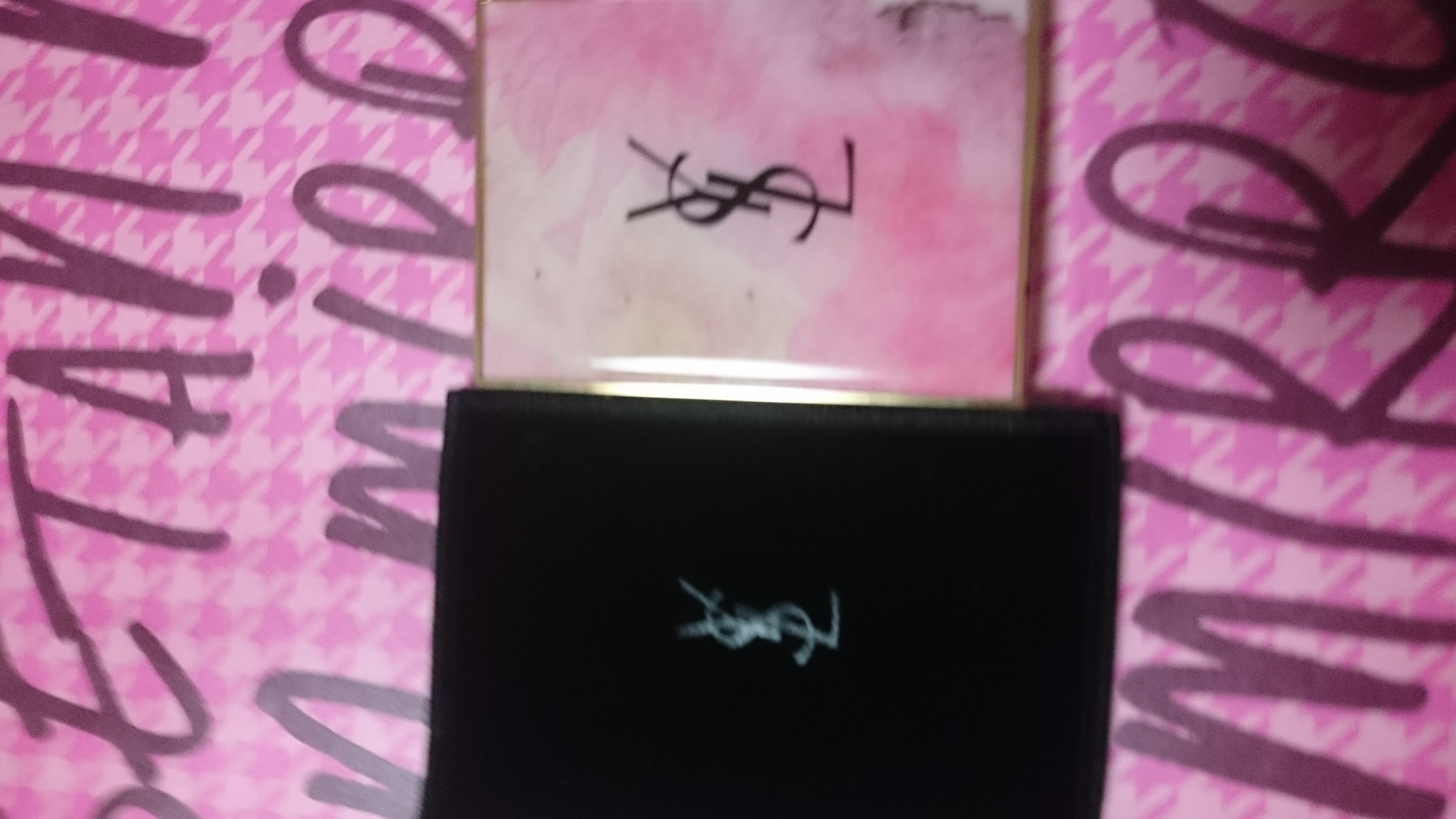 イヴ・サンローラン / パレット ボーホーストーン フェイスの公式商品