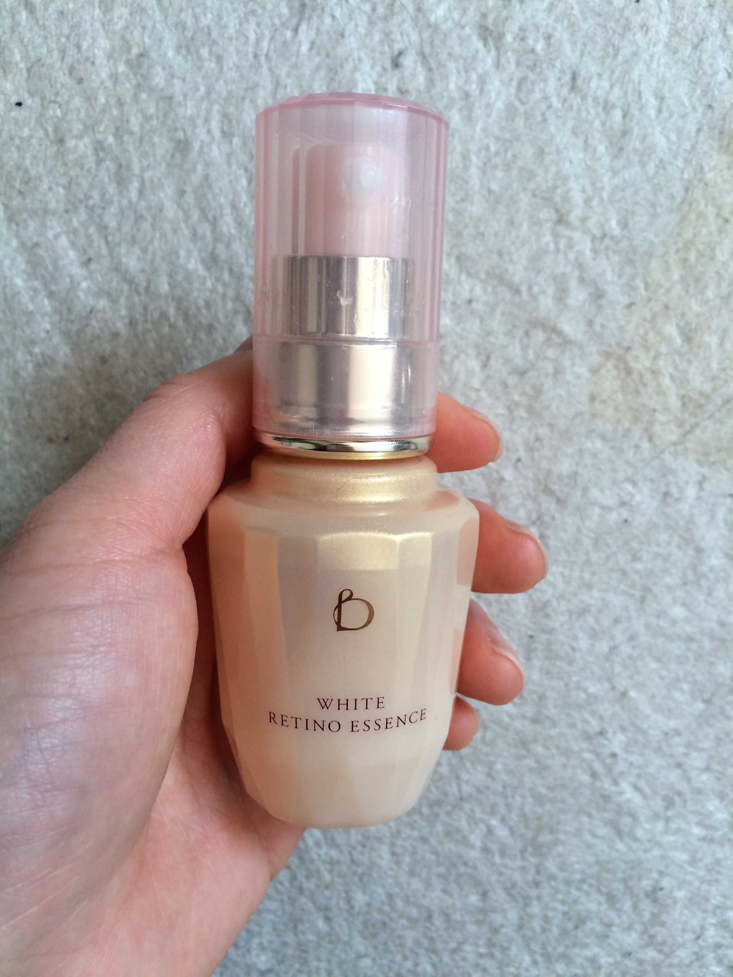 ベネフィーク / ホワイトレチノエッセンスの公式商品情報｜美容