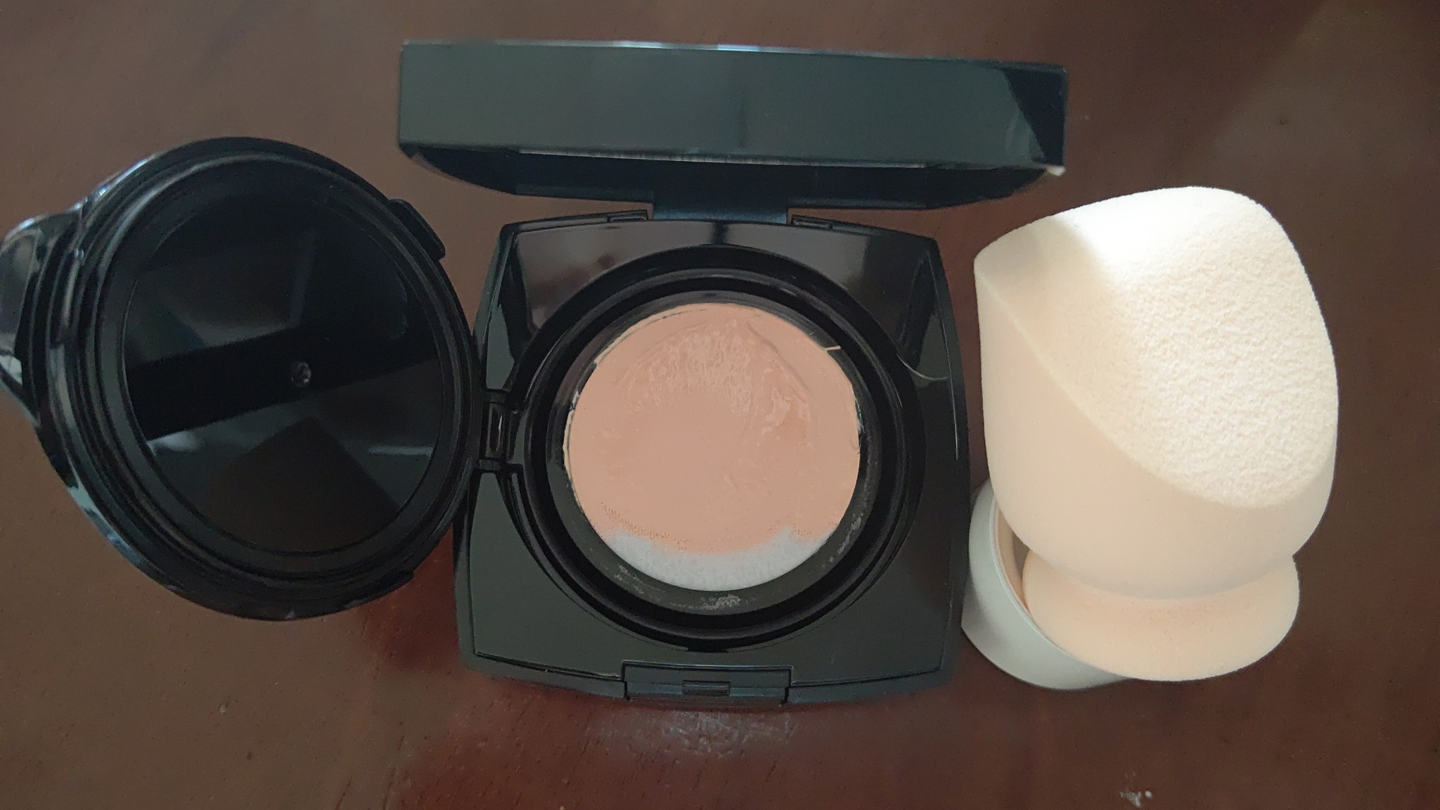 シャネル / レ ベージュ トゥシュ ドゥ タン ベル ミン CE N°12 ロゼの