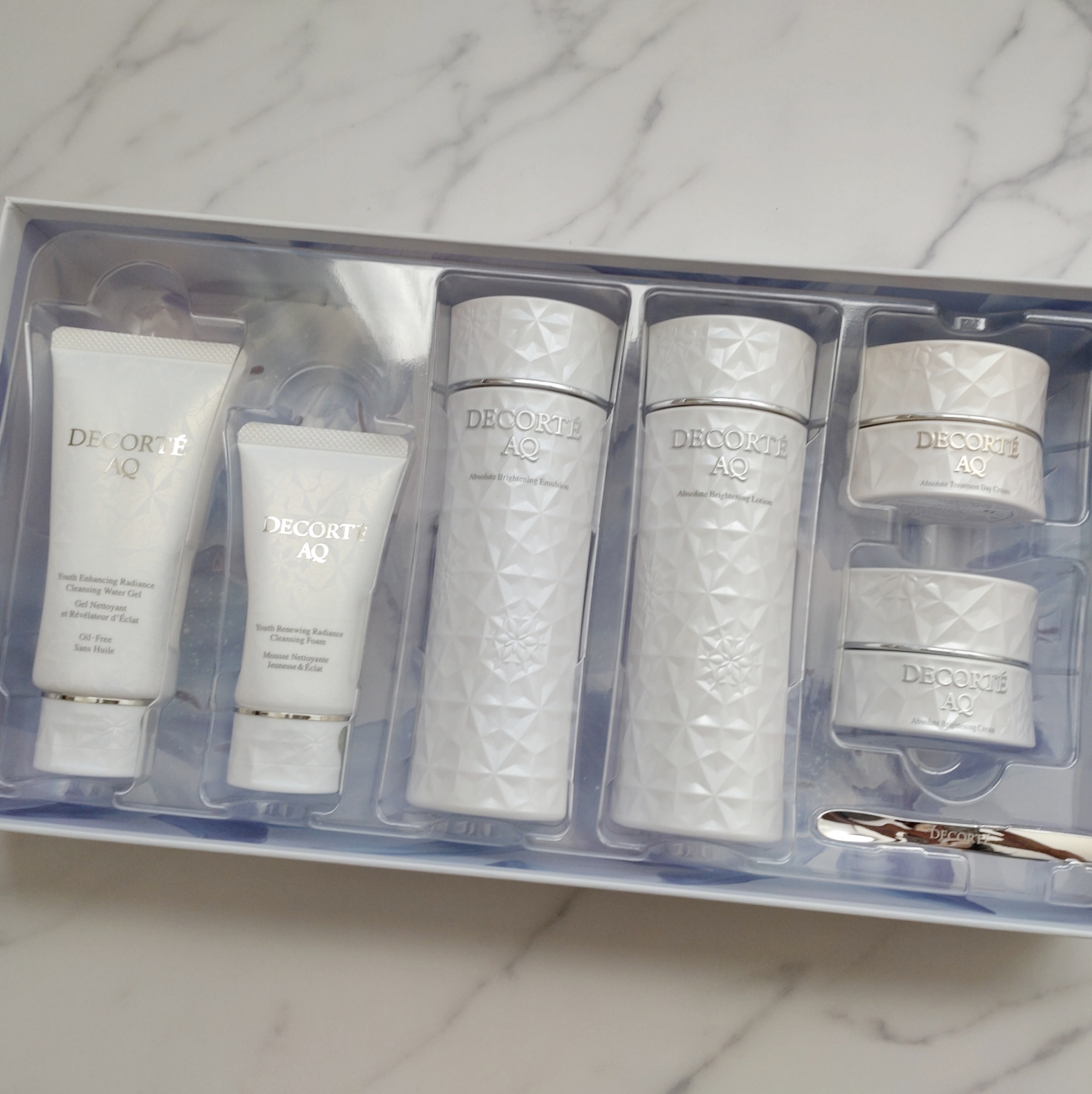 コスメデコルテ / AQ ブライト ラディアンス コフレIの公式商品情報