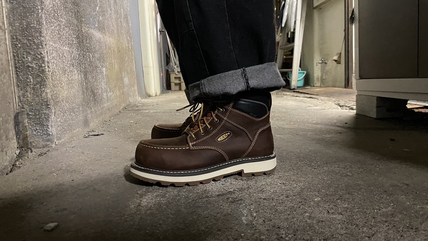 KEENに安全靴にクラシカルで重厚感のあるアイテムが登場！詳しくご紹介