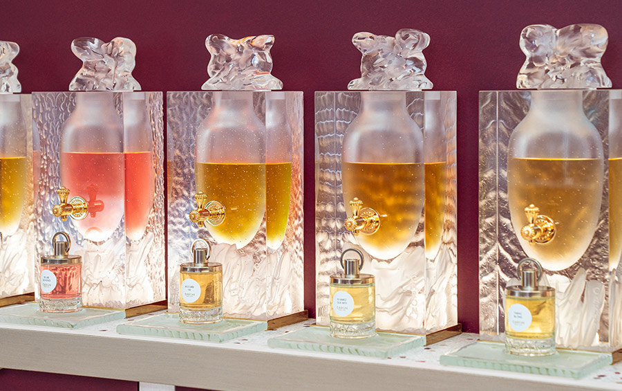 ナルシス・ノワール パルファン - 株式会社フォルテ