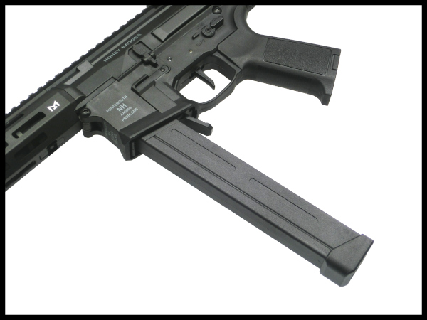 SRC: FALCON STD電動ガンM4用 マガジン アダプターの通販情報