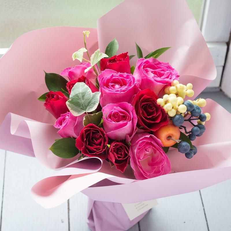 12本バラのハグブーケ 誕生日 花束 プレゼント スタンディングブーケ