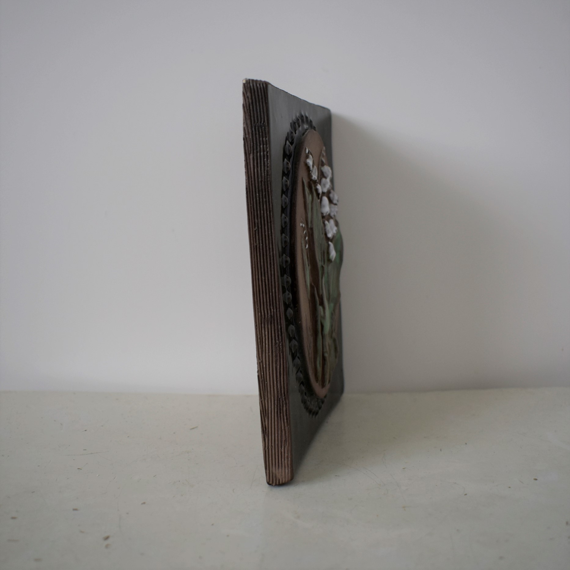 スズランの陶板 / Jie Gantofta /ジィガントフタ / スウェーデン