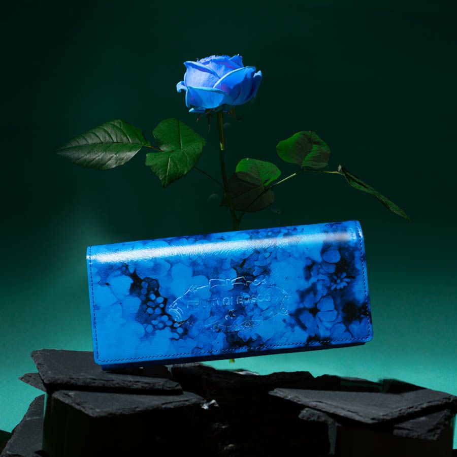 花言葉は“夢叶う”。 ALBA Alice -Blue Rose-（アルバアリス ブルー