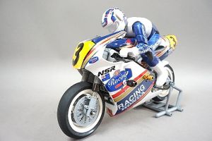 京商 kyosho 1/8 電動RC ハングオンレーサー HONDA NSR 可動式ライダー