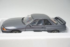 AUTOart オートアート 1/18 日産 スカイライン GT-R (R32) NISMO