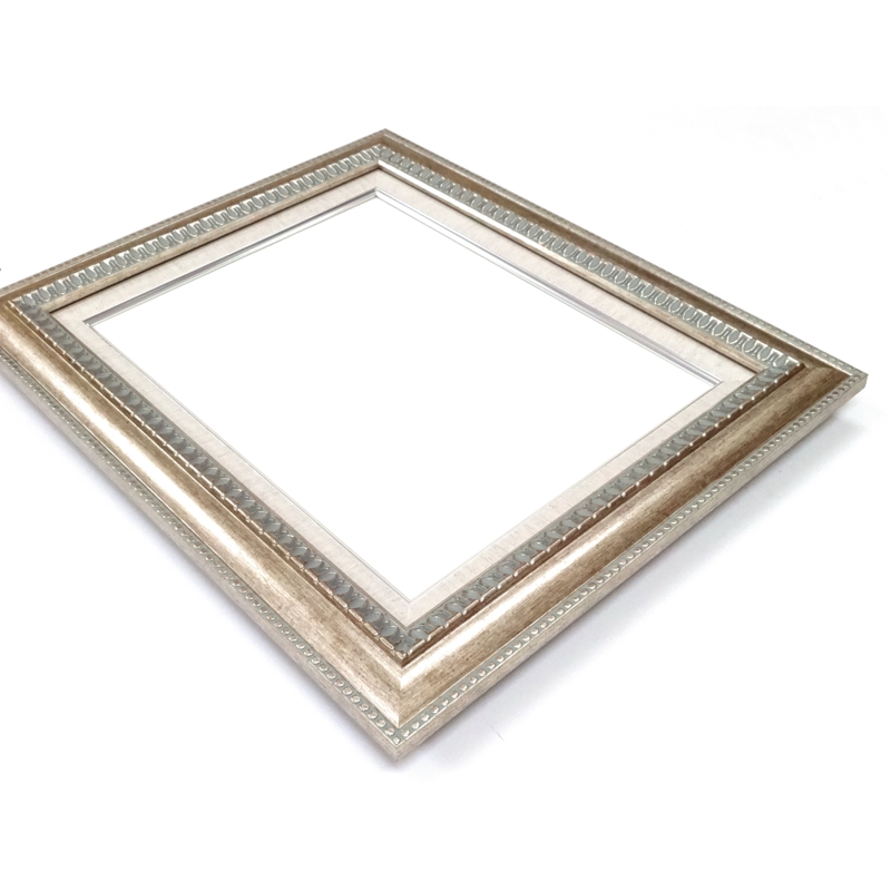 油彩 特大 額縁 F15 額縁 木製 シルバー 渋いシルバー 装飾彫 紙箱 額縁 油彩額縁 9631 F15 号(652×530) （アクリル仕様・木製・油絵用