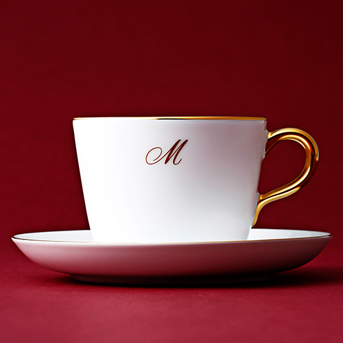 大倉陶園】ゴールドライン モーニングカップ＆ソーサー イニシャル金1