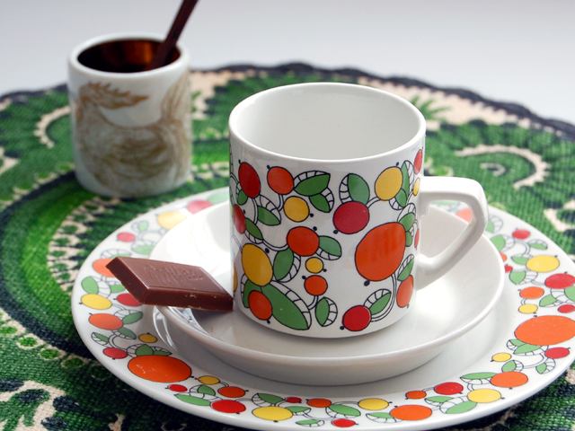 Arabia Jaffa/Haiffa カップ、プレート、クリーマー、シュガーボウル