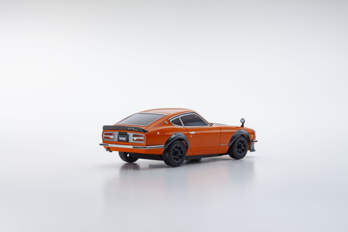 京商 ミニッツAWD 日産 フェアレディ 240Z-L チューンド・バージョン