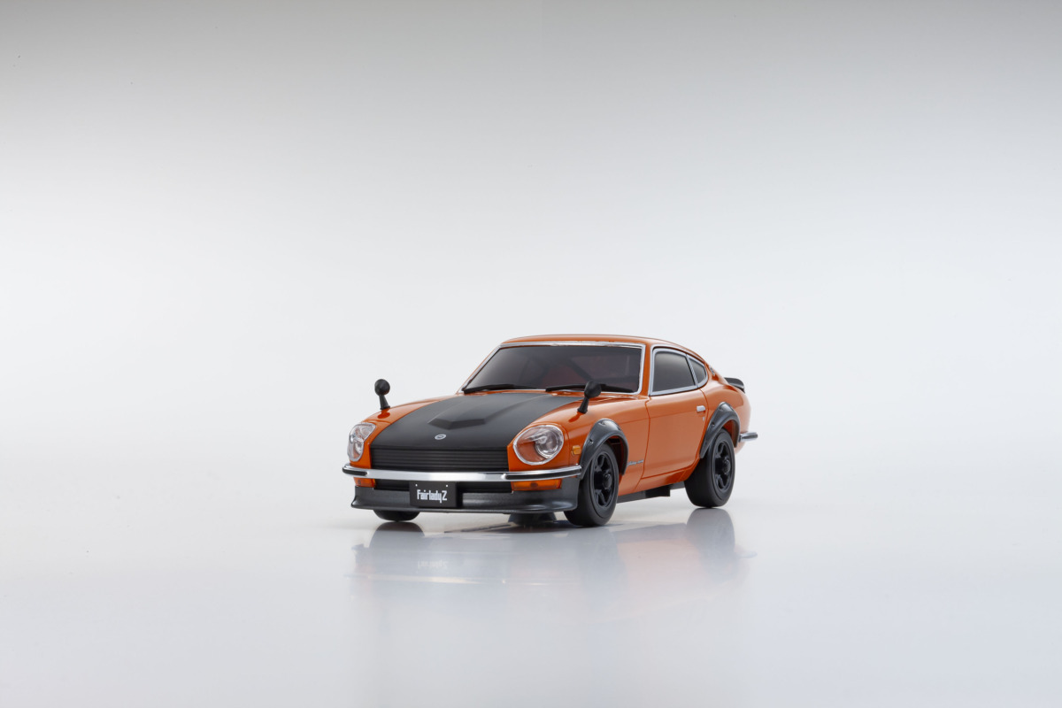 京商 ミニッツAWD 日産 フェアレディ 240Z-L チューンド・バージョン